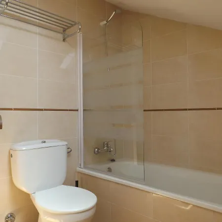 Centro 4 *